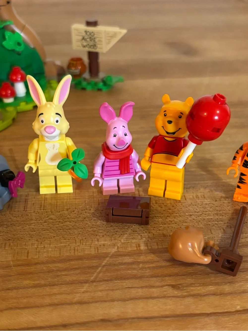 LEGO Winnie the Pooh Tree House Set 21326